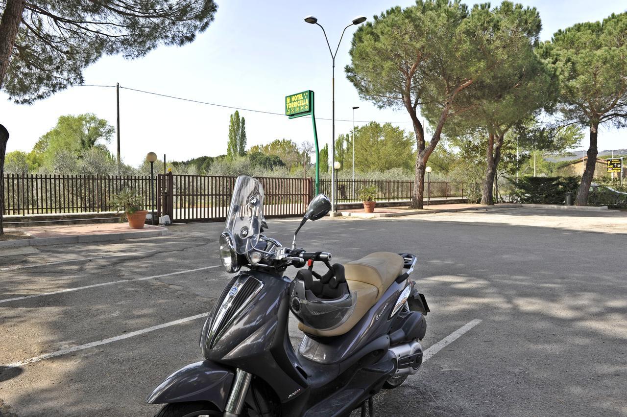 Hotel Torricella Magione Exterior photo